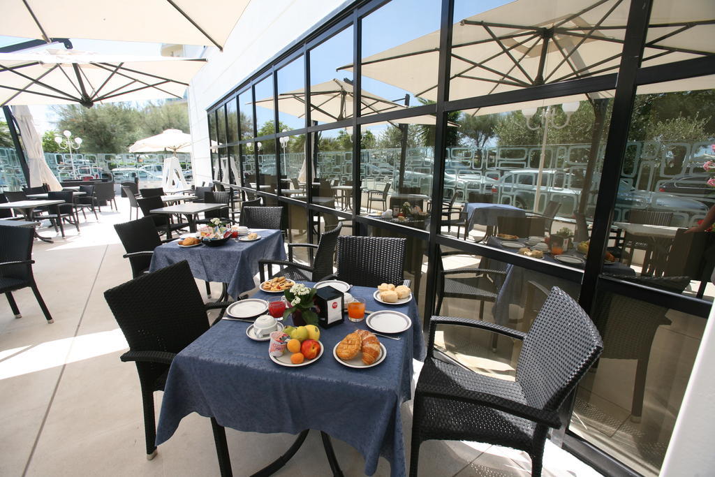 Hotel Delle Nazioni Milano Marittima Exteriör bild