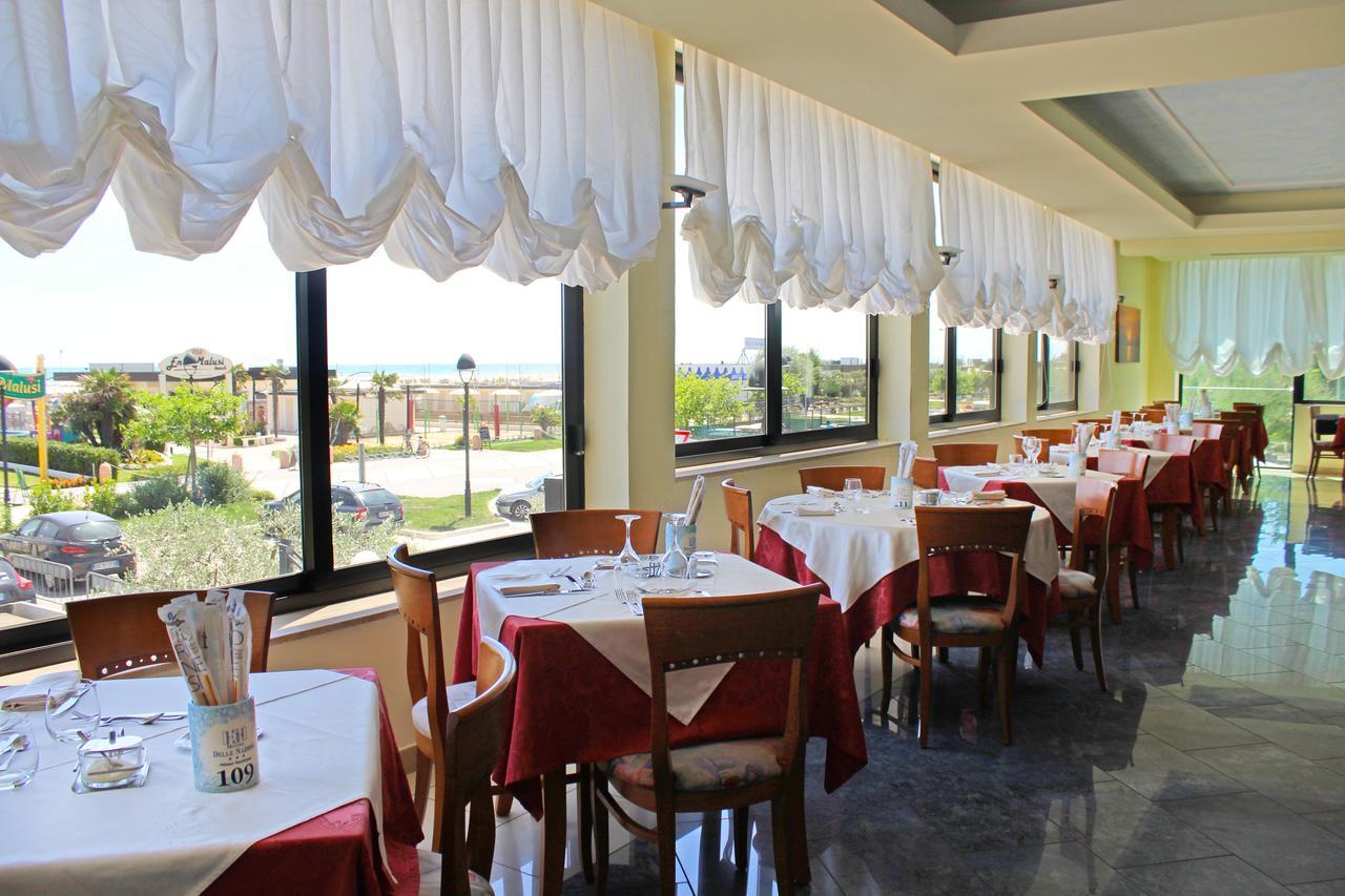 Hotel Delle Nazioni Milano Marittima Exteriör bild