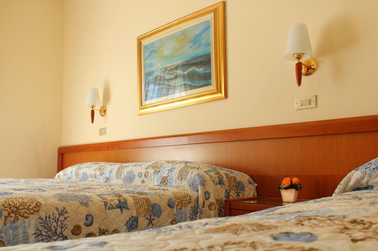 Hotel Delle Nazioni Milano Marittima Exteriör bild